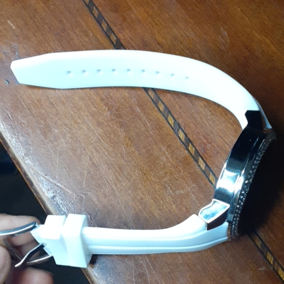 The Touch Screen Watch - Picture 2 of 4